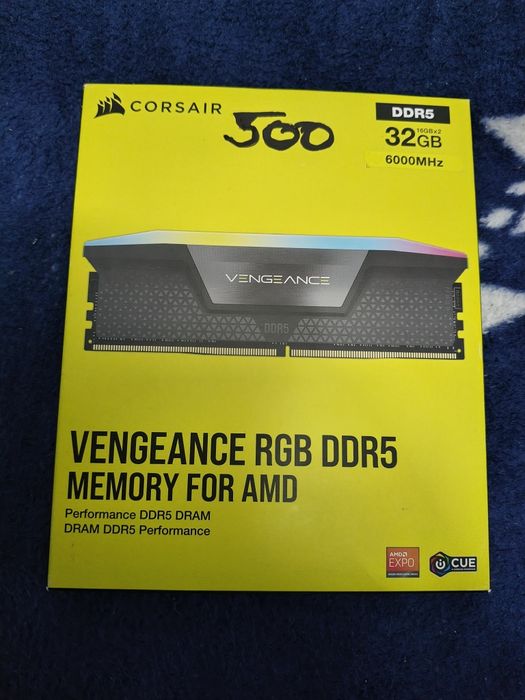 Memorie RAM Corsair Vengeance 32GB DDR5 RGB 6000Mhz pentru AMD Sigilat