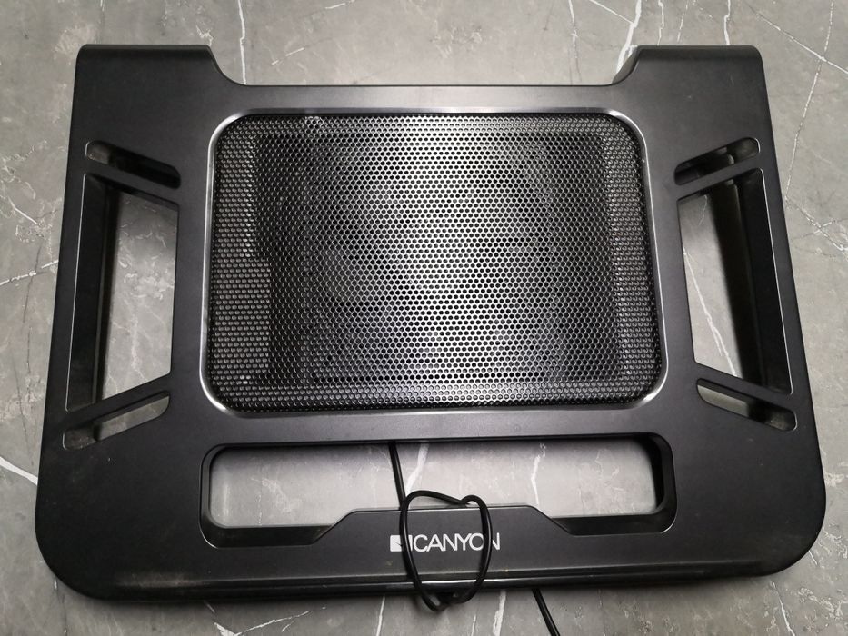 Продам новую подставку для ноутбука