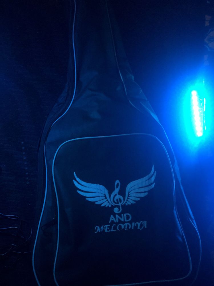 Продаю гитару акустика