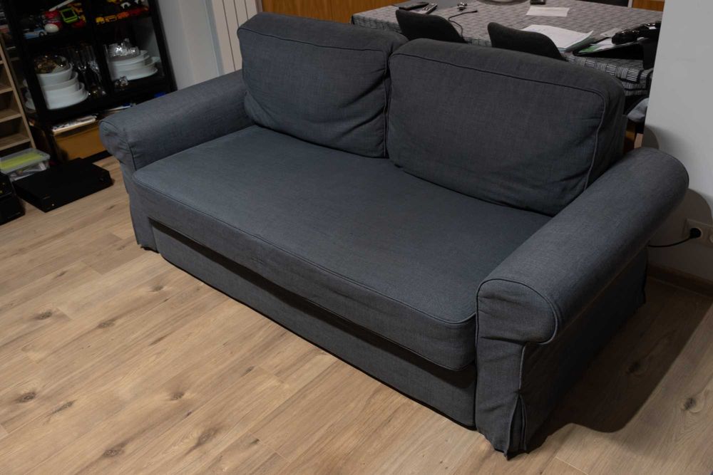 Canapea extensibila IKEA, 3 locuri, in stare buna