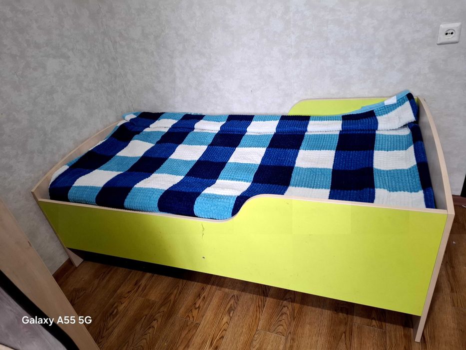Продам Детский кровать