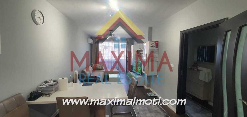 Продава се Двустаен апартамент в Пловдив, Тракия - 75 кв.м за 1620 €/кв.м - Снимка #1