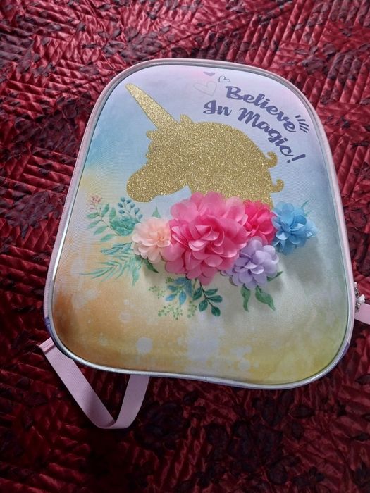 Продаю школьный рюкзак