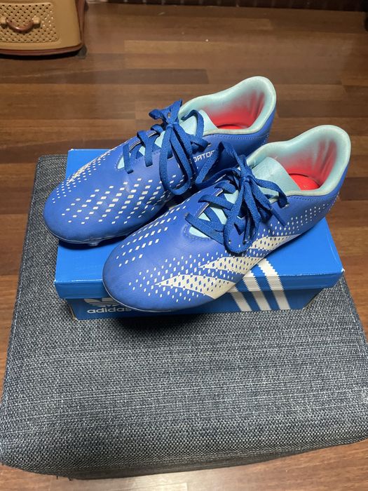 Adidas Бутонки N37.5