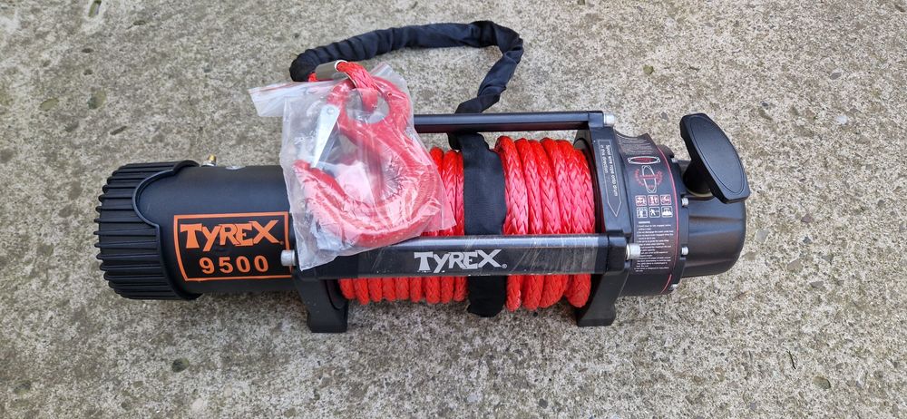 Vând troliu nou Tyrex 9500 offroad jeep ssv platformă autoplatforma