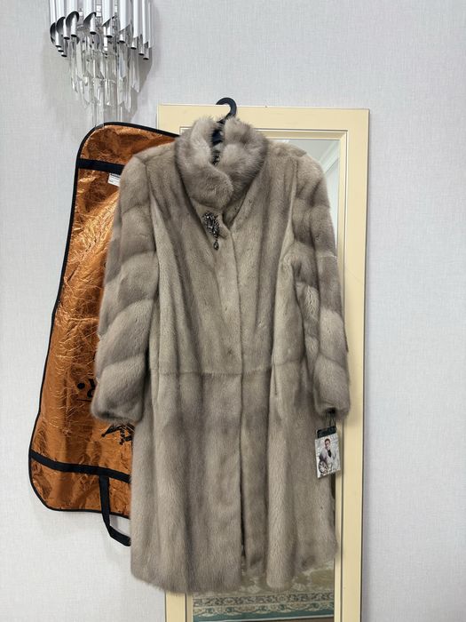 Продается новая норковая шуба