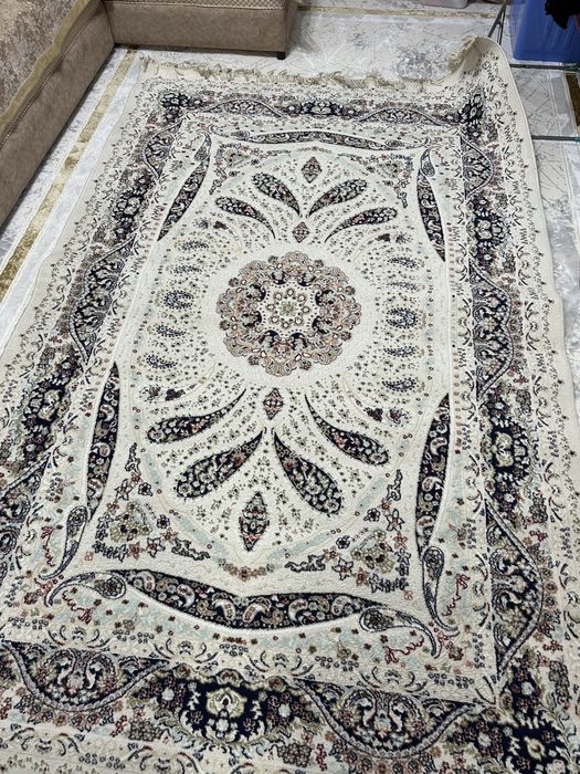 Продаются ковры в хорошем состоянии