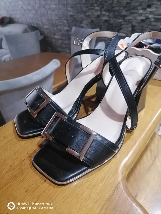 Сандали - 39 номер