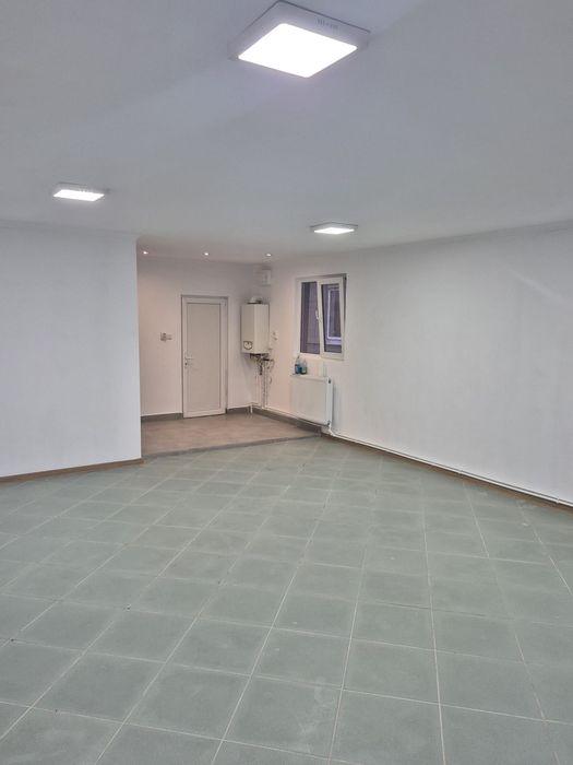 Spațiu comercial de închiriat - 40mp