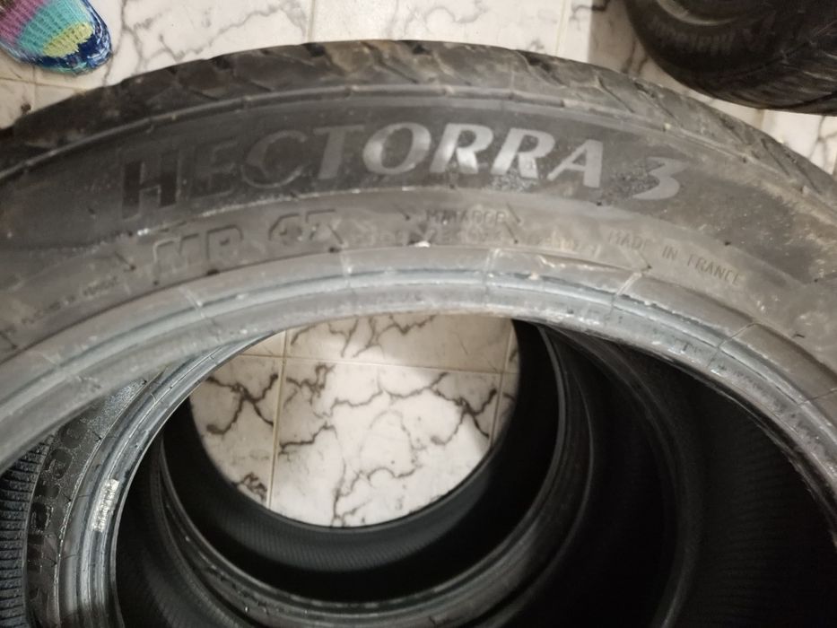 Anvelope vară 215/45/R17.