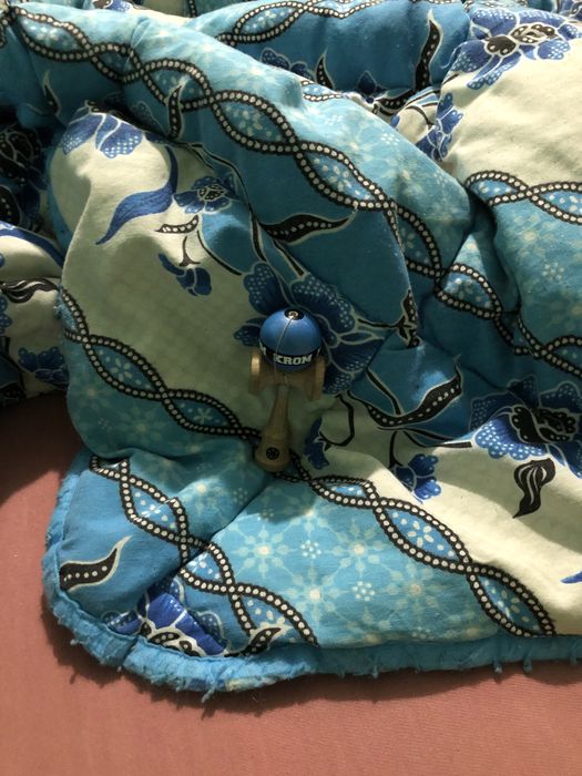 Mikro kendama albastra