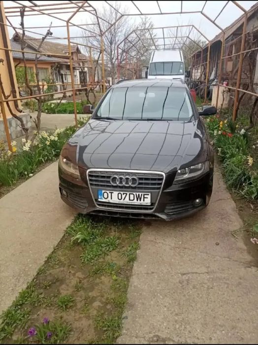 Vând Audi A4 B8 break