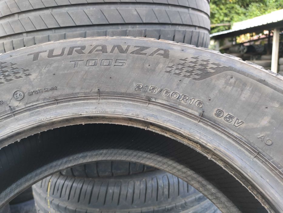 2бр Летни гуми 215 60 16 - Bridgestone - DOT 2022