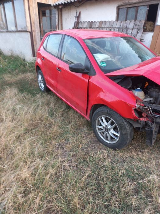 dezmembrez vw polo
