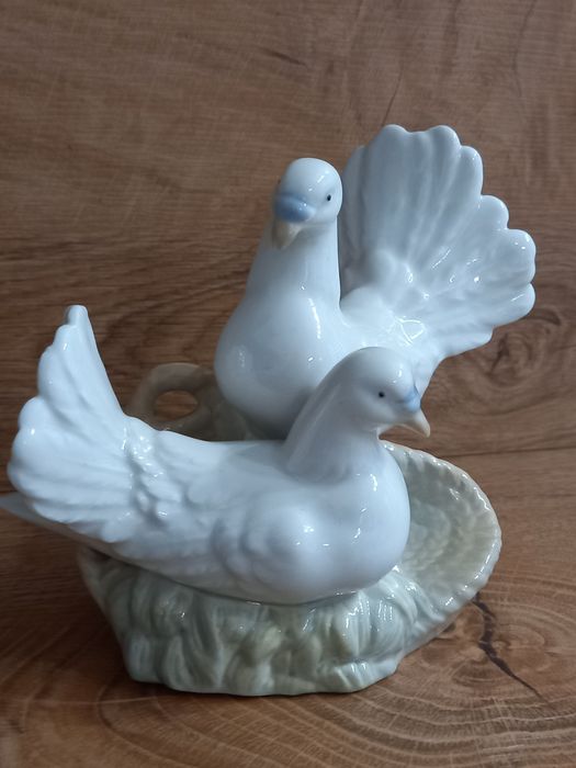 Порцеланова фигурира гълъби M.Requena Valencia Spain