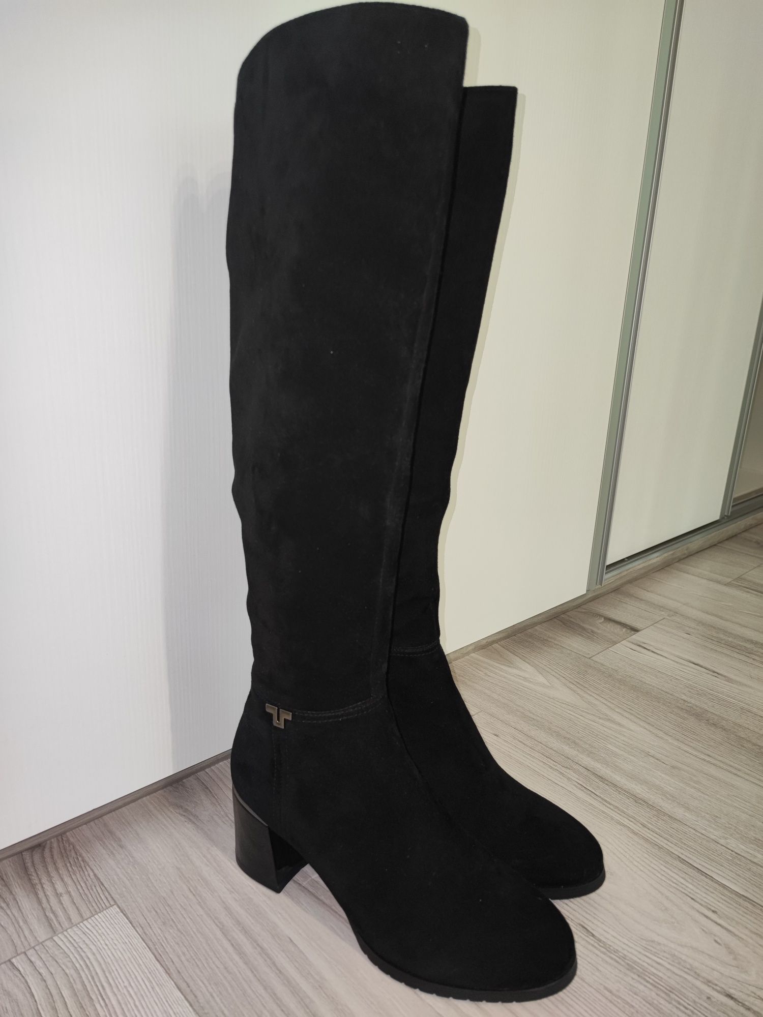 Vand cizme dama piele intoarsa EPICA