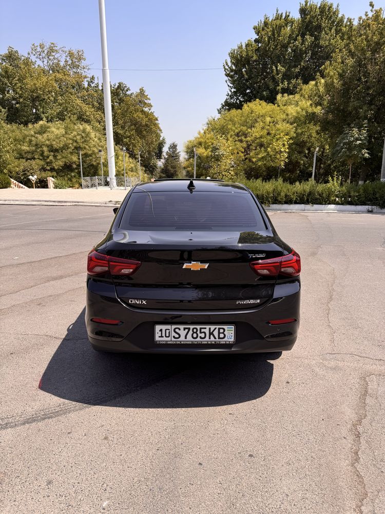 Onix premier 5 pozitsiya