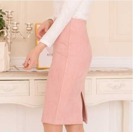 Елегантен Дамски Костюм Копринено Кадифе Пола Блуза Рокля