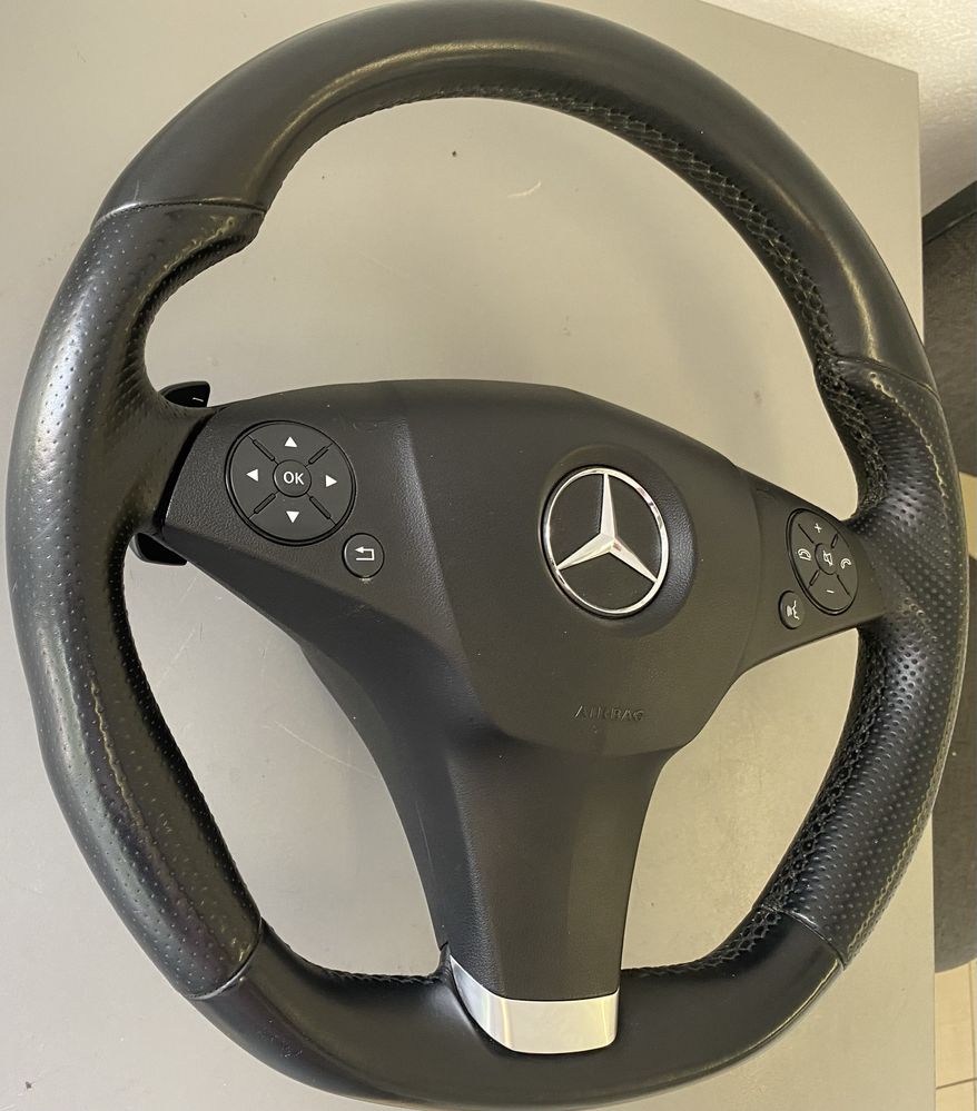 Волан с Airbag Мерцедес AMG line w207 / w212 / w204