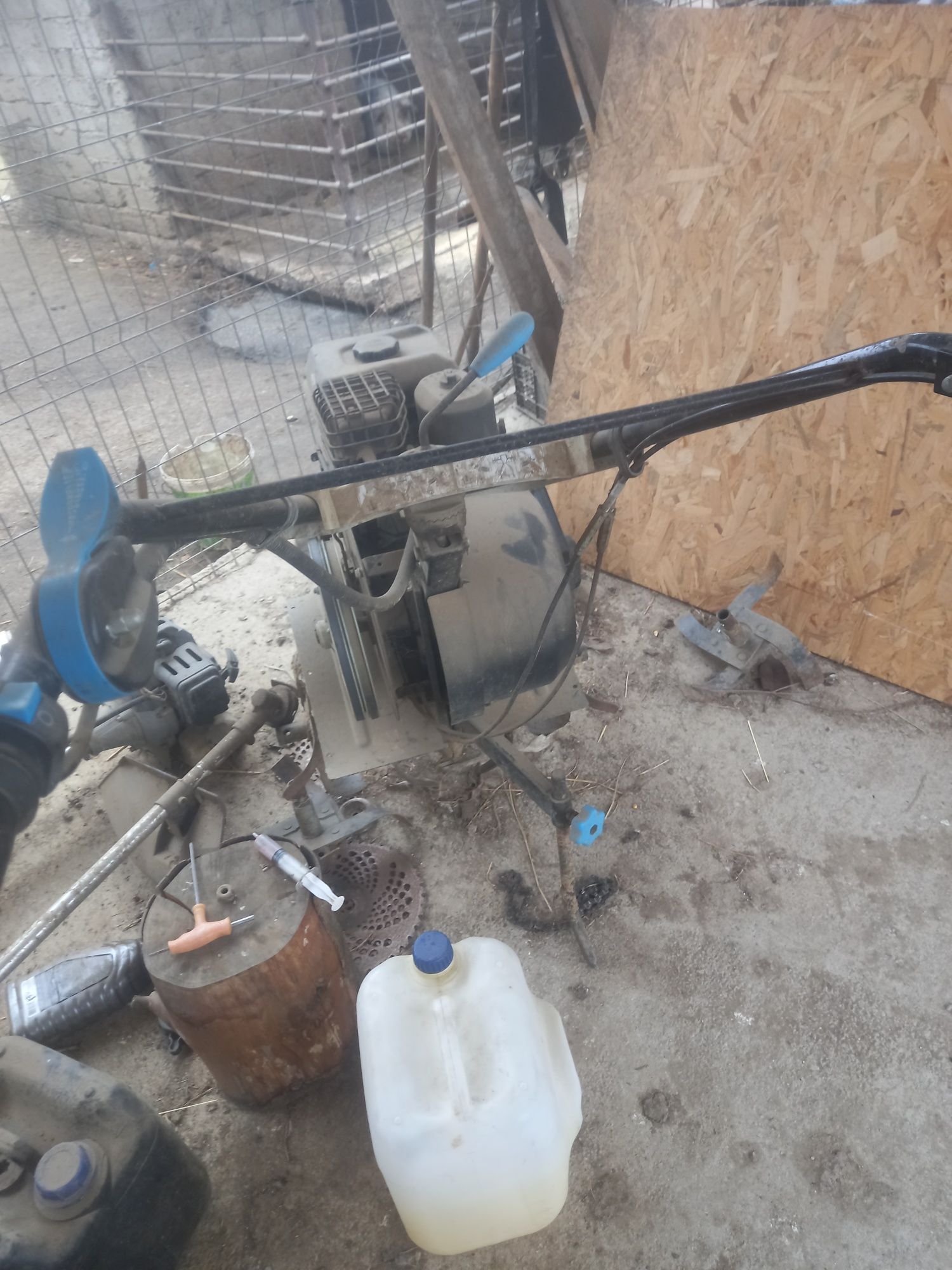 Vand motocultor briggs&stratton