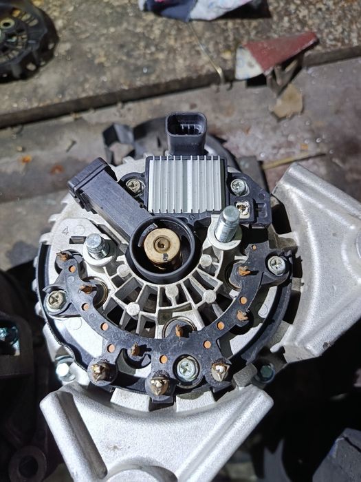 Generator Cobalt b/u