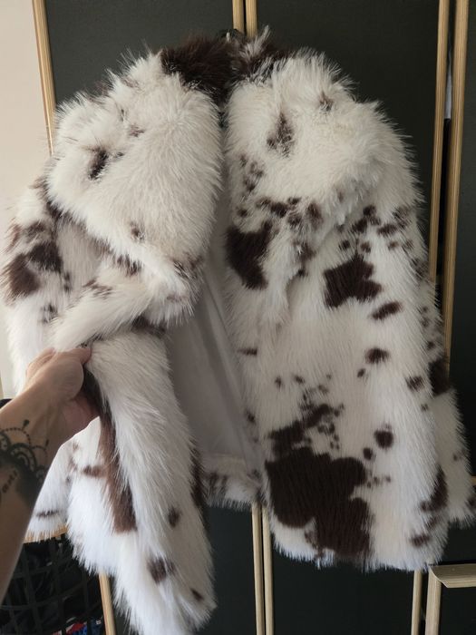 Палто в бял и кафяв цвят