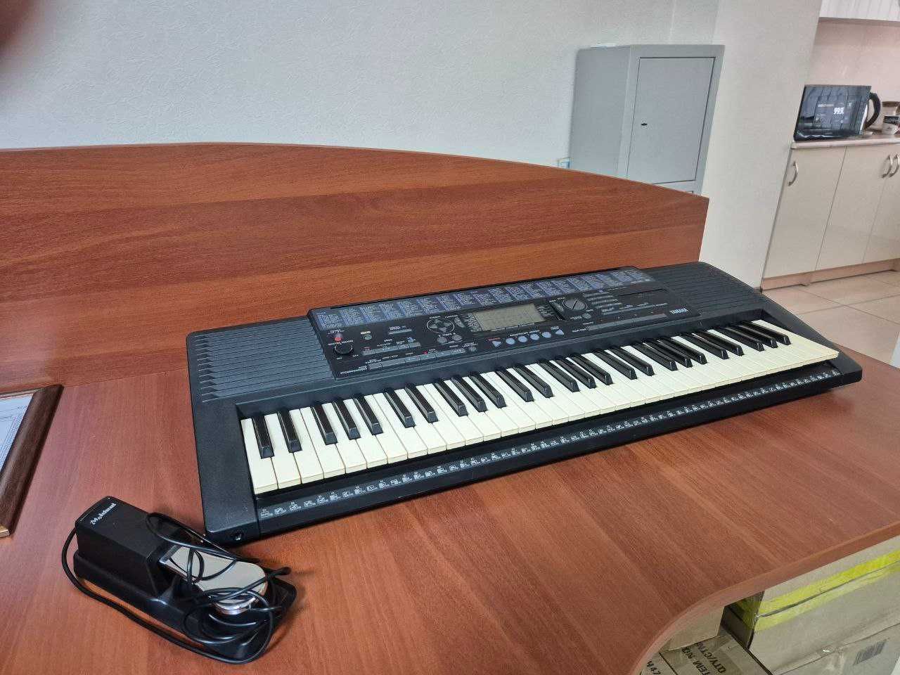 Продаётся Синтезатор-оркестратор, бренд Vintage YAMAHA PSR-320, PA-5.