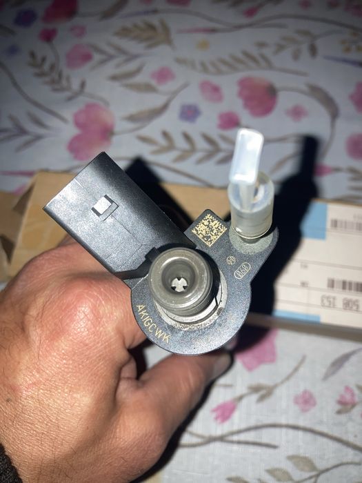 Инжектор/Дюза BMW *8508153