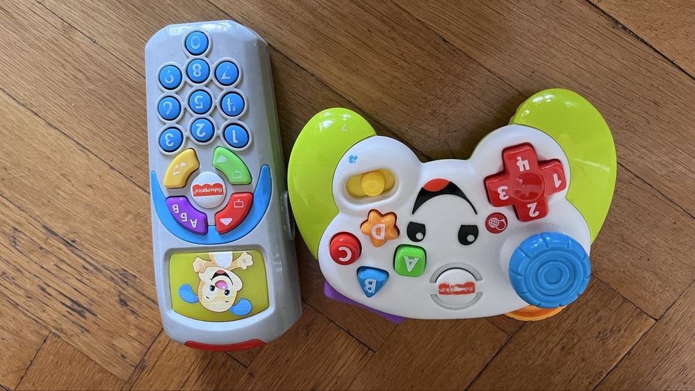 Играчки за бебе fisher price