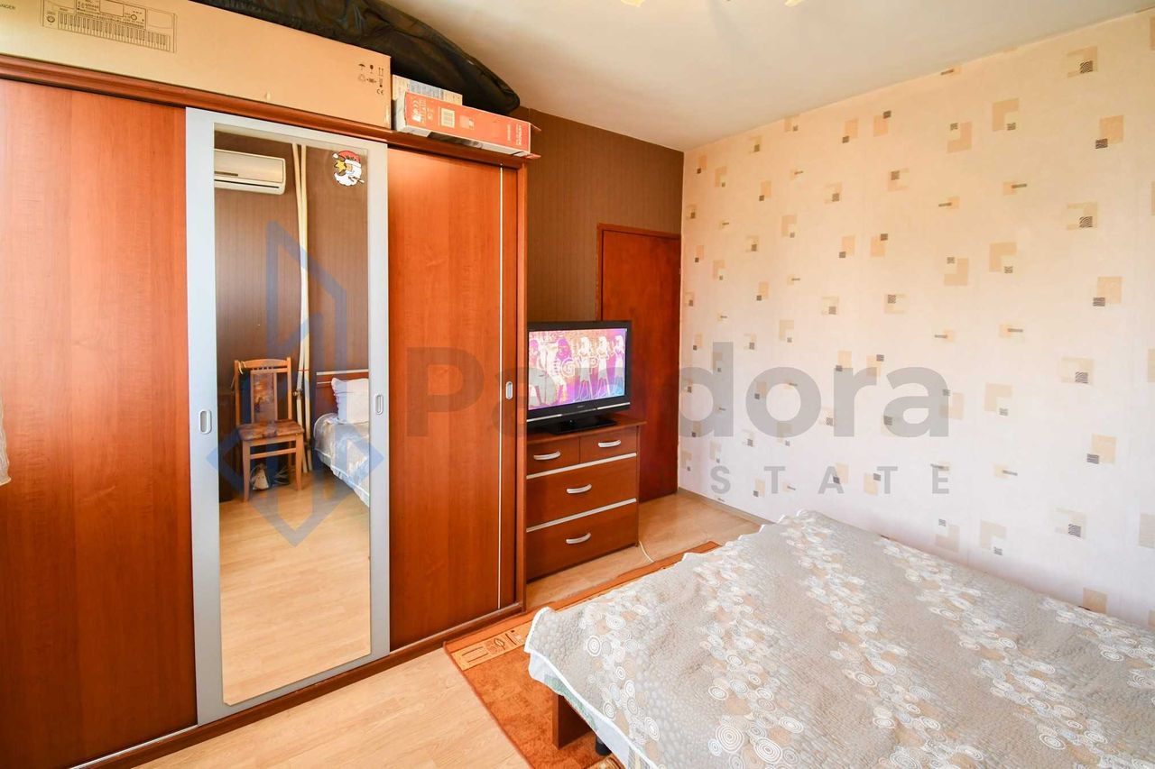 Продава се Тристаен апартамент в София, Младост 1 - 81 кв.м за 1865 €/кв.м - Снимка #1