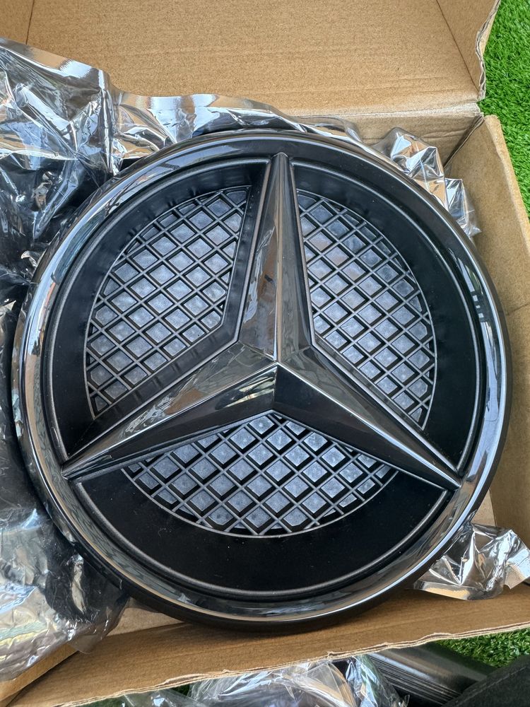 Емблема за Mercedes