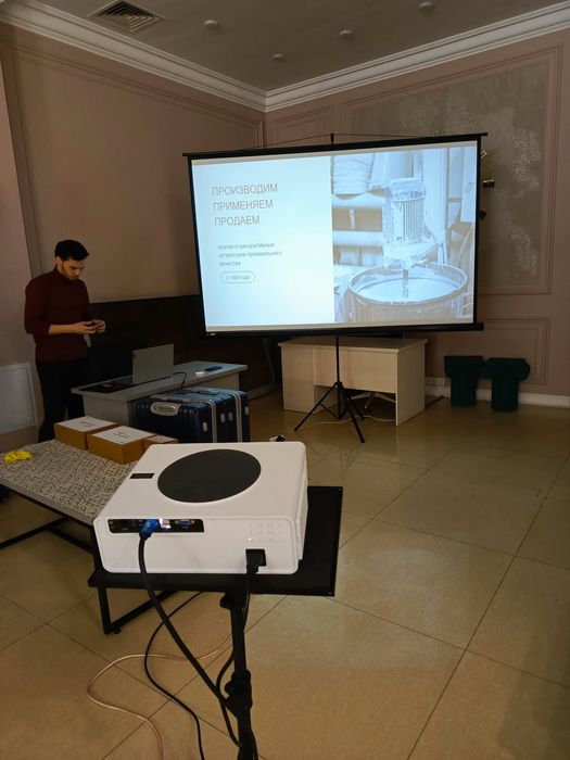 Proektor futbolga juda zo'r. Smart. Android.