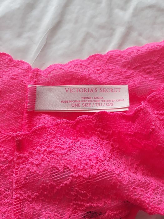 Lenjerie intimă Victoria's Secret originali