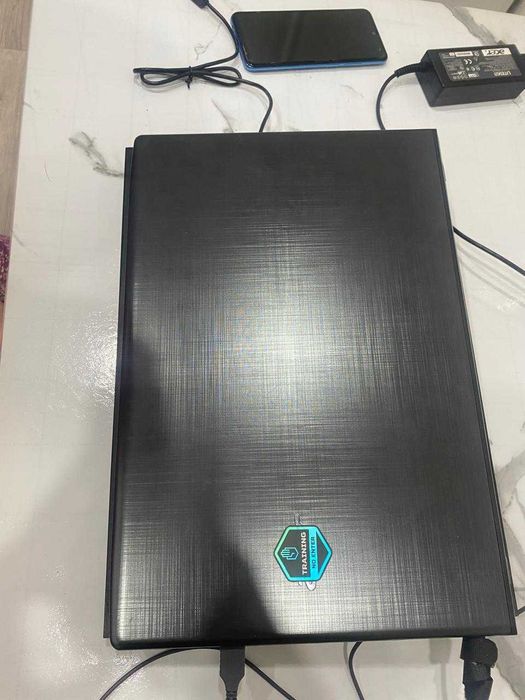 Продаю ноутбук Acer для учебы и работы