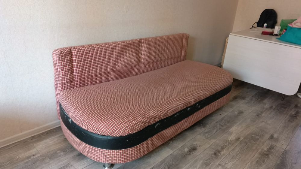 Мебель для дома диван