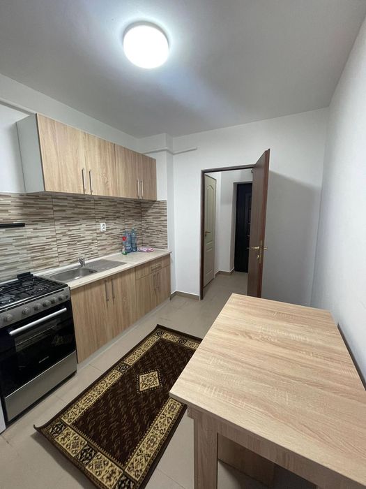 Apartament de închiriat.
