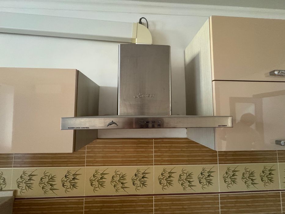 Продам варочную поверзноть и вытяжку