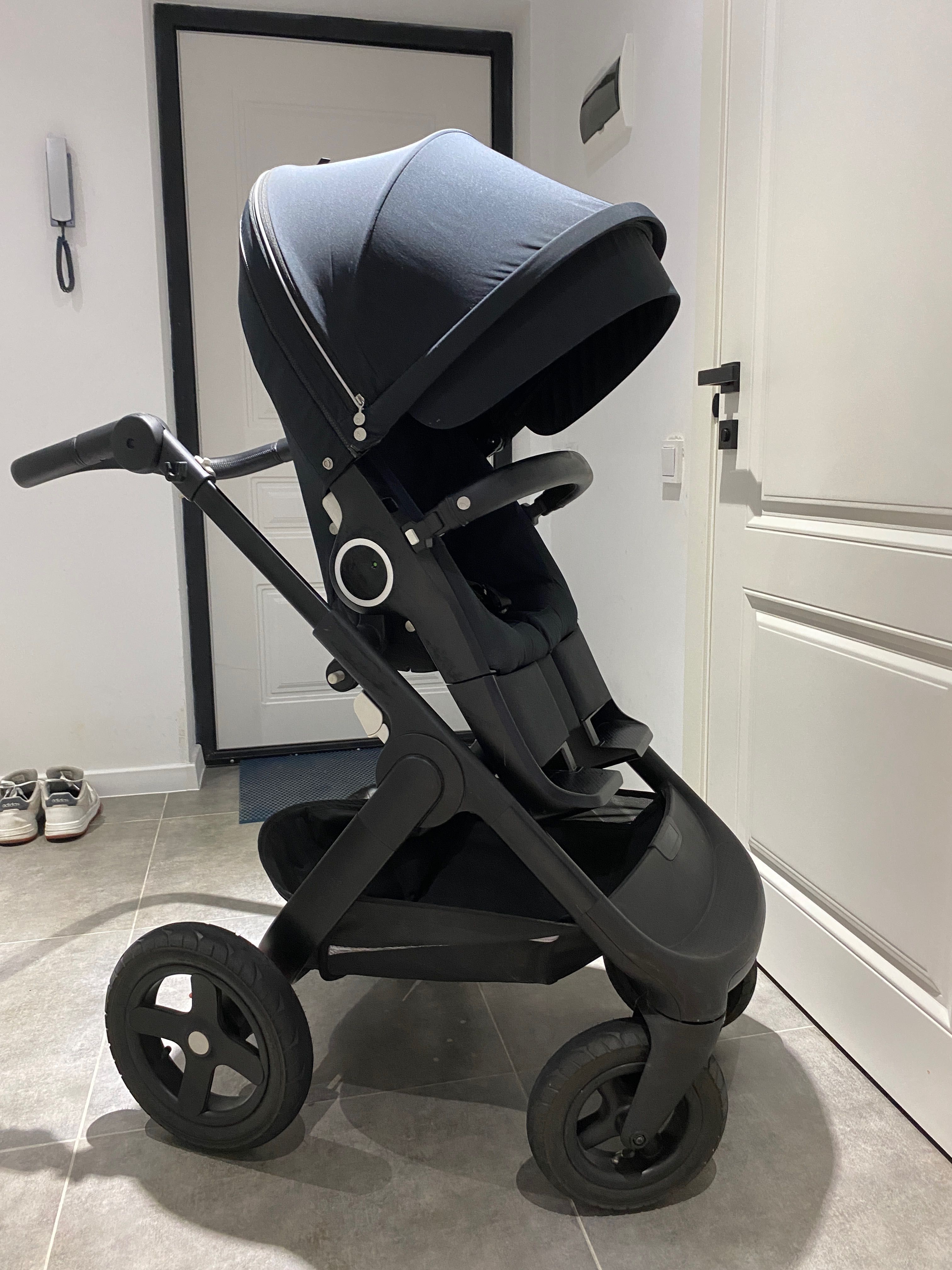 Детская коляска Stokke Trailz 2 в 1