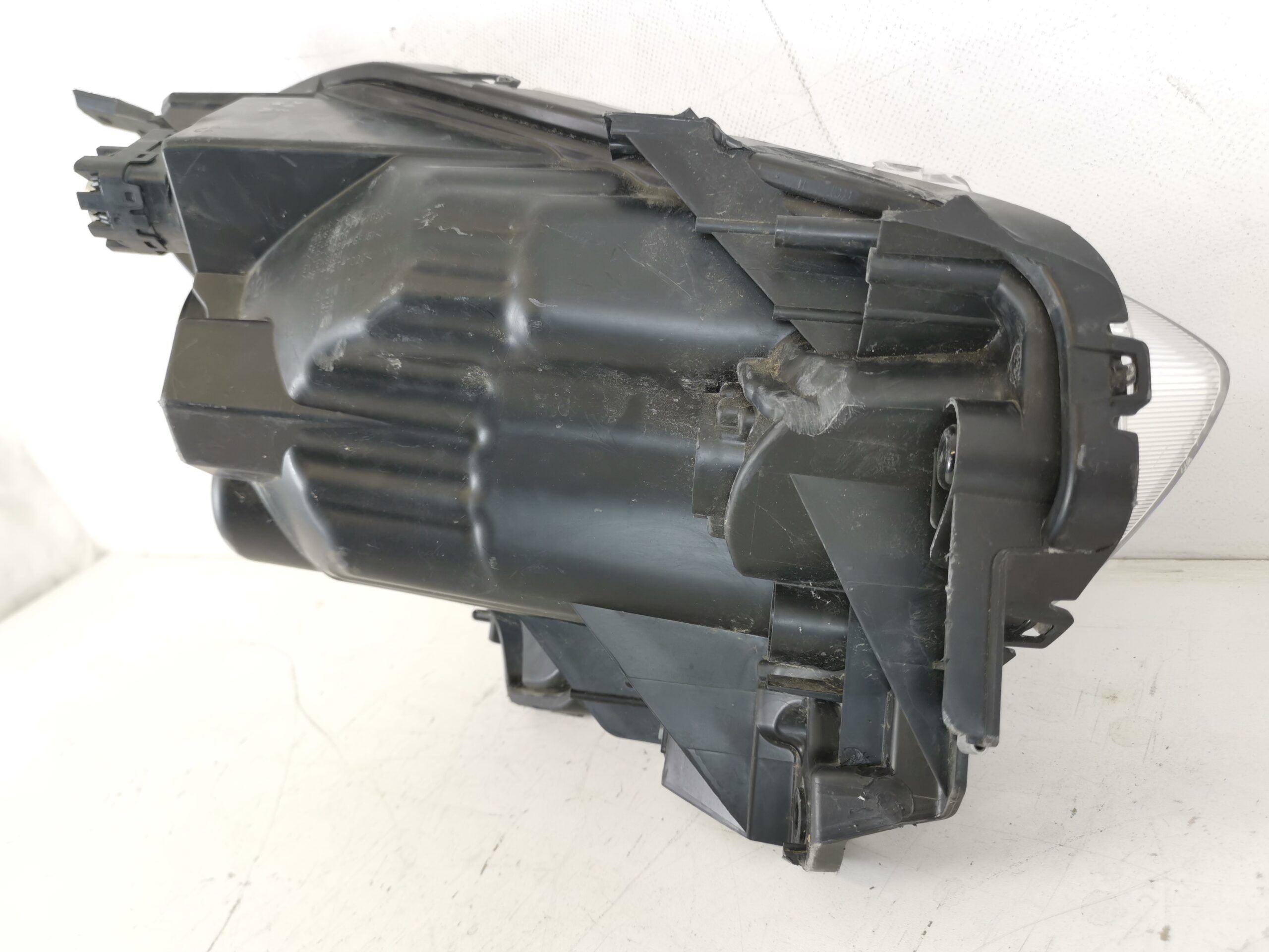 Ляв халогенен фар / Lqv halogen far Suzuki Swift 5 Оригинален