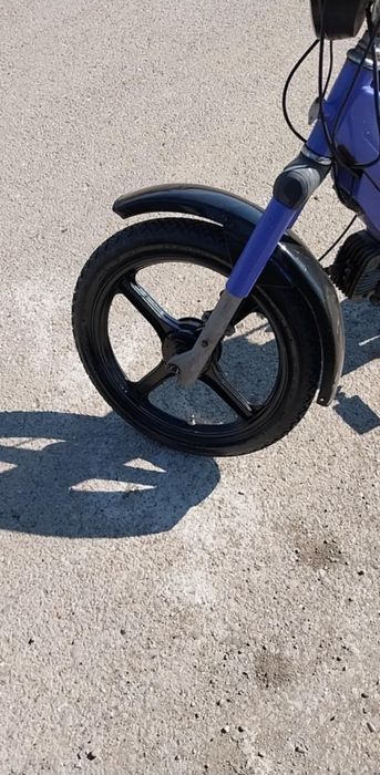 Vând piaggio si   dețin acte