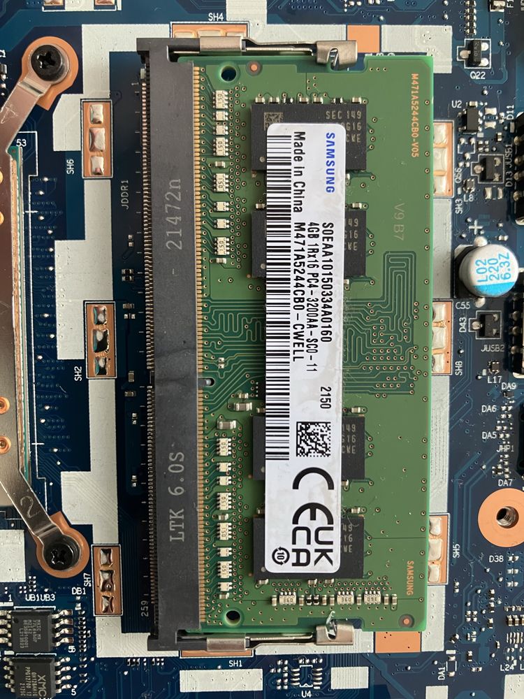 Оперативная память DDR4 форм фактор SODIMM на 4Гбчастота 3200 Мгц