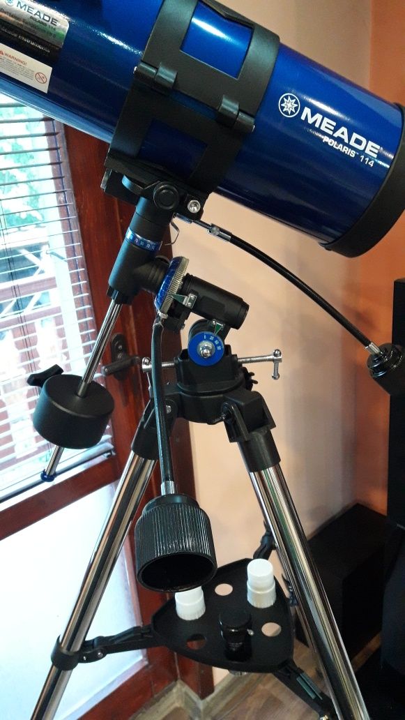 Рефлекторен телескоп Levenhuk Meade Polaris 114 EQ
