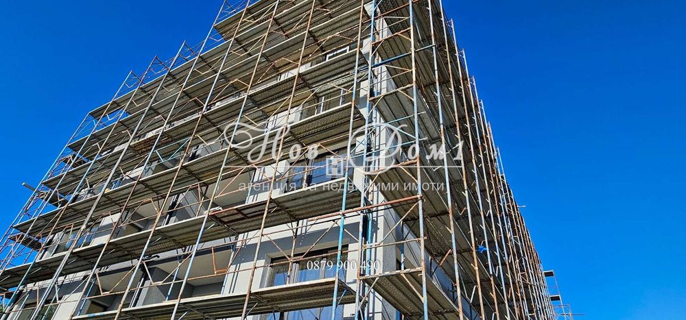 Нова сграда ! Три стаи без преход на трети панорамен етаж