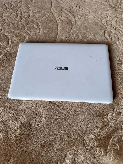 ASUS X540LA i3  4GB RAM  Windows 10 Pro