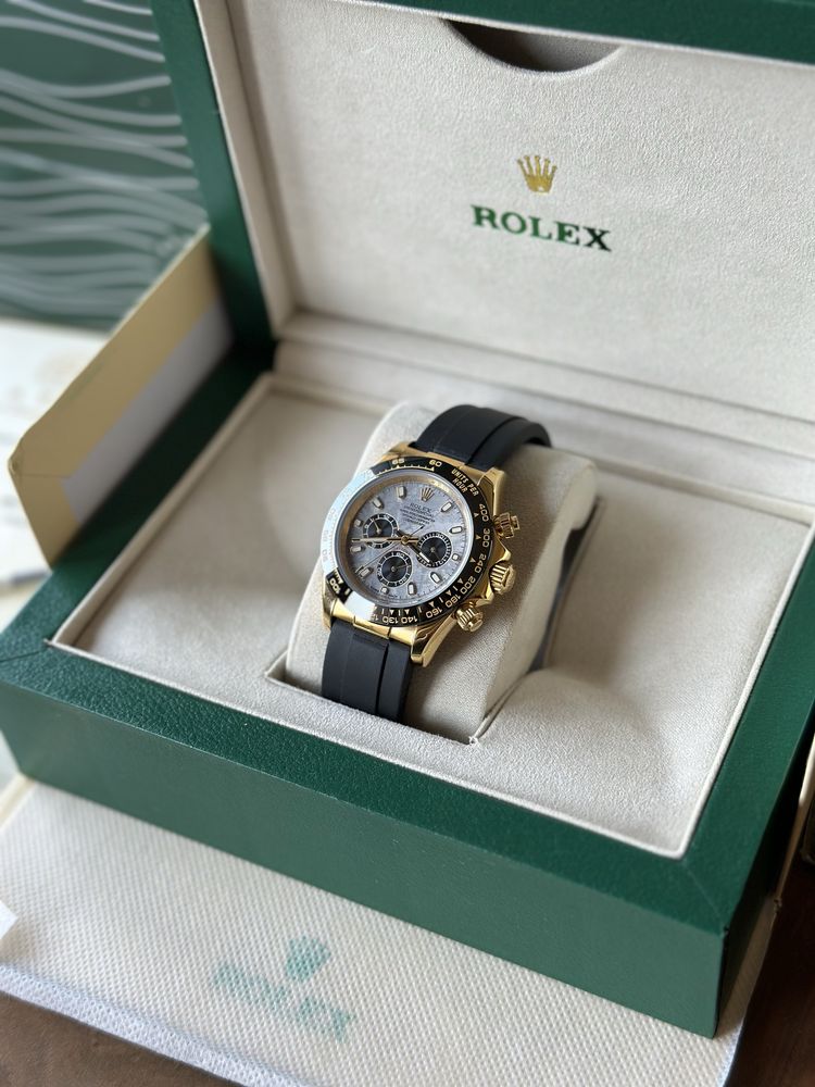 Rolex Daytona Cosmograph “Meteorite” Gold Rubber Strap 40 mm