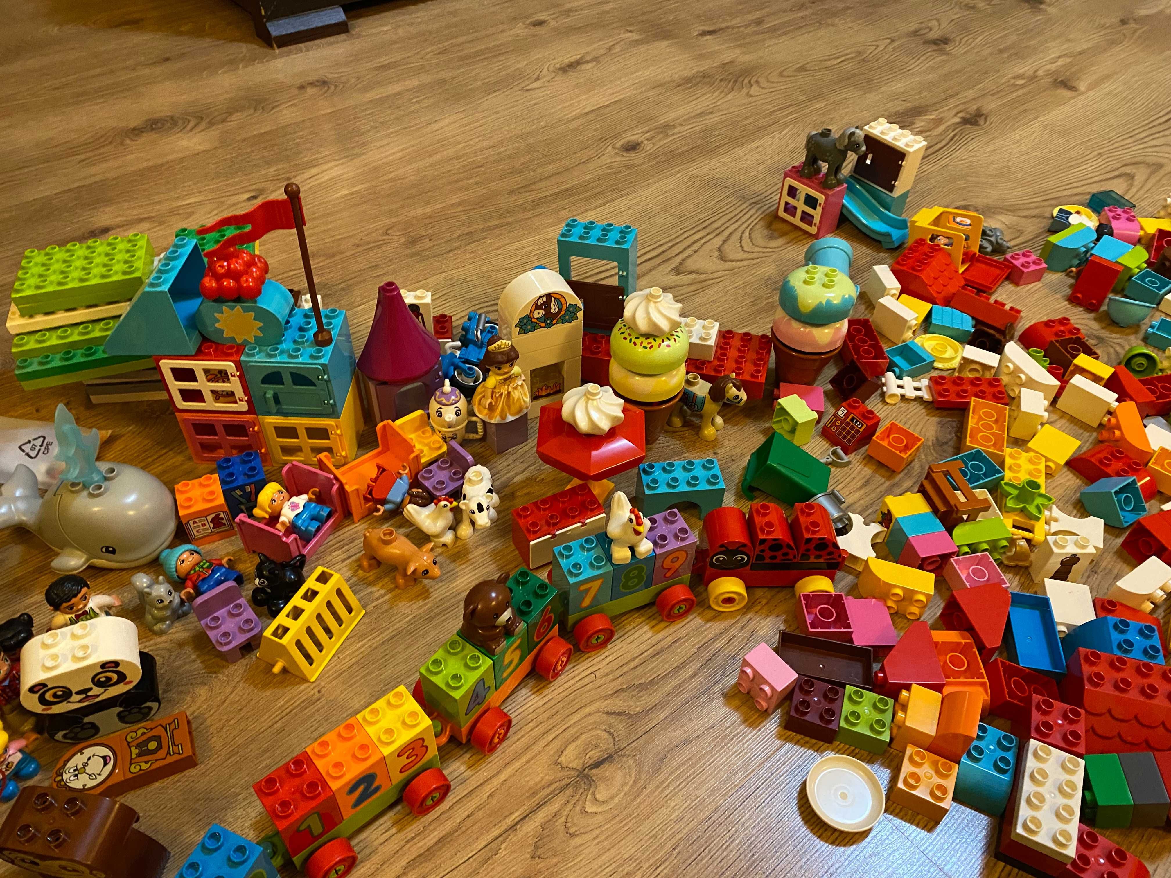 LEGO DUPLO Mai multe seturi complete