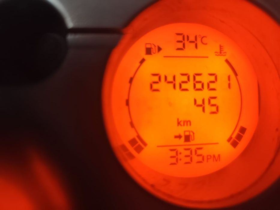 Vând Nissan Qashqai 3500 e