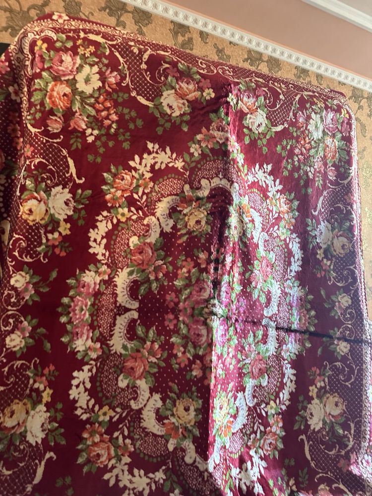 продам альбанский ковер