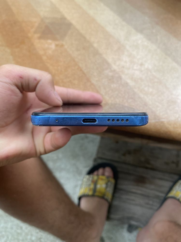Продавам Redmi note 11