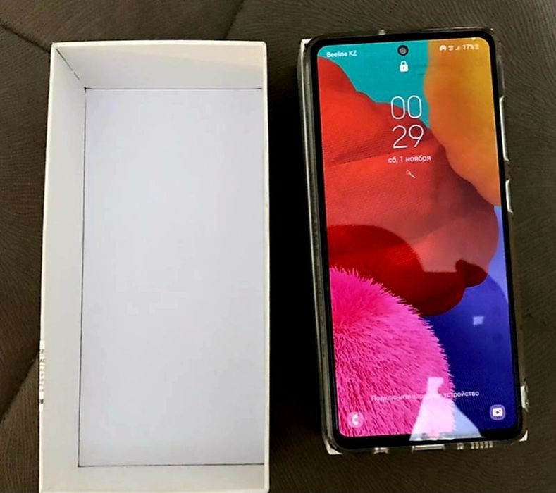 Самсунг а51  хорошем состоянии